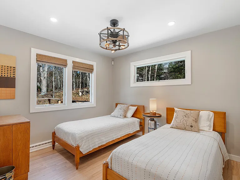 123 Windward Rd — Photo 12