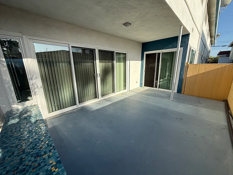7838 W Manchester Ave #1 — Photo 22