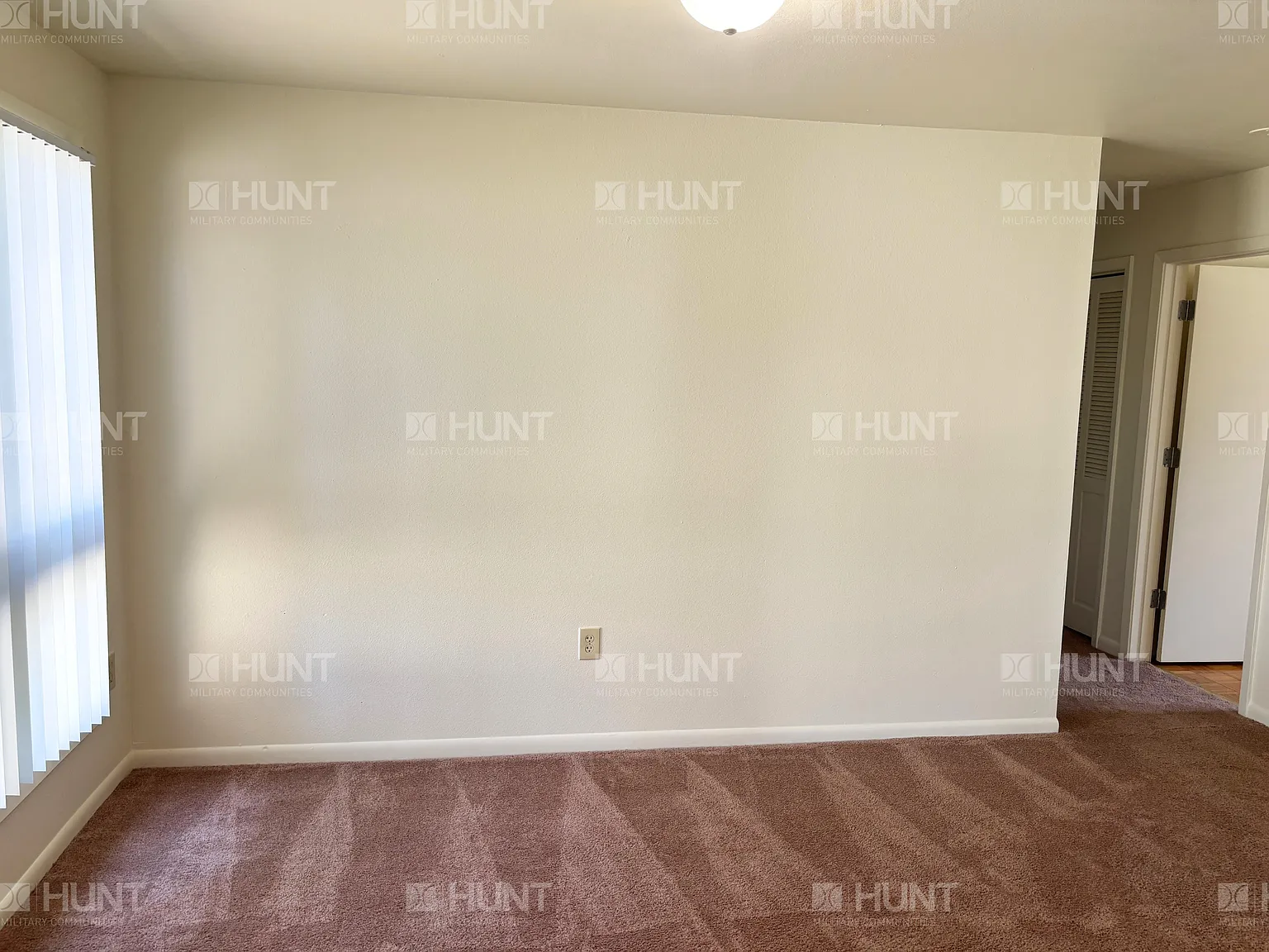 3 bed, 1570 sqft, $1,975 — Photo 4
