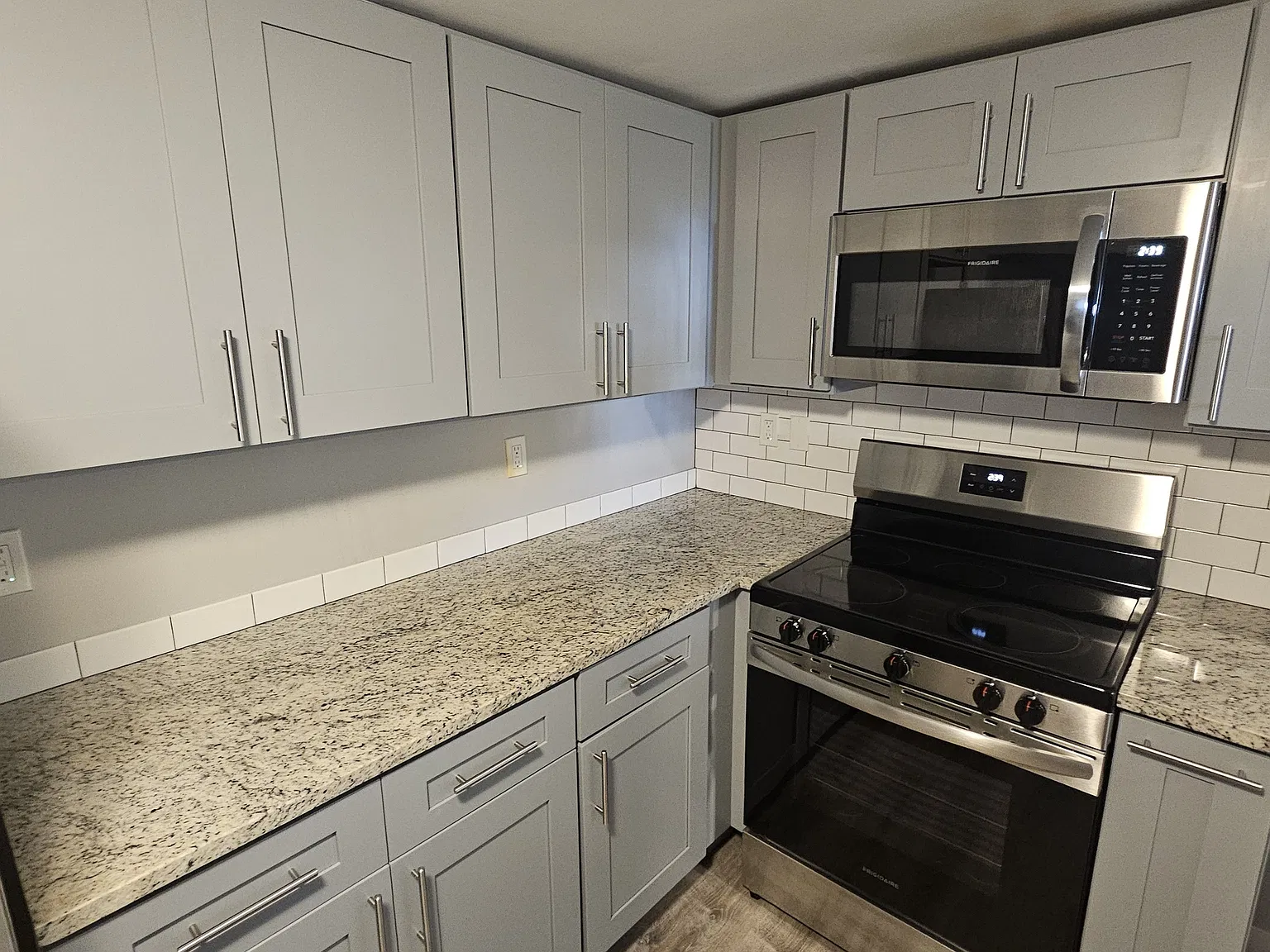 2 bed, 1.0 bath, 850 sqft, $1,600 — Photo 4