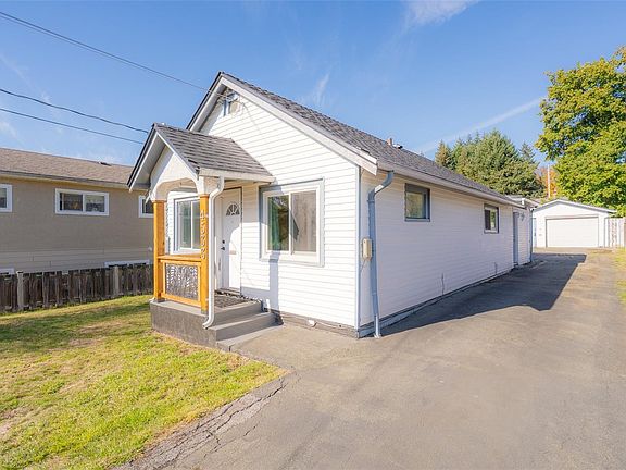 2nd image of 4533 Lathom Rd