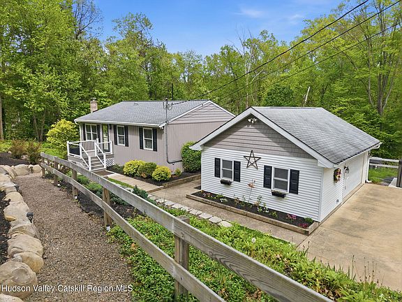 3rd image of 68 Ridge Road