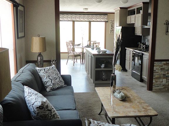 3rd image of 4400 Melrose Dr Lot 130