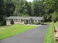 1st image of 125 Gaston Dr