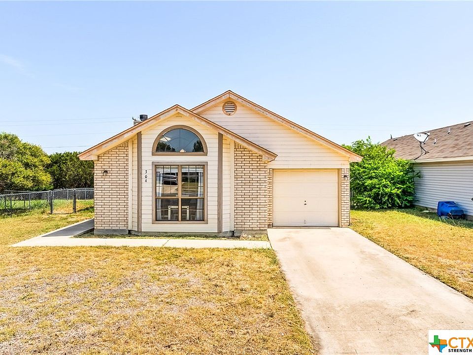 1st image of 304 Pinto Dr