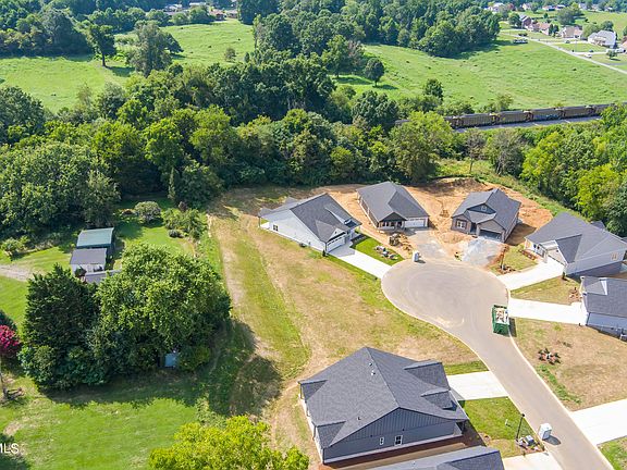 5th image of 297 Dry Kiln Ct