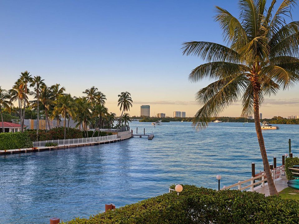 1st image of 10180 W Bay Harbor Drive #2c