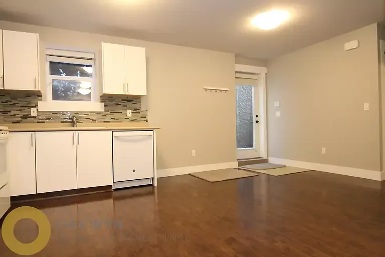 1100 Canyon Blvd #1A
