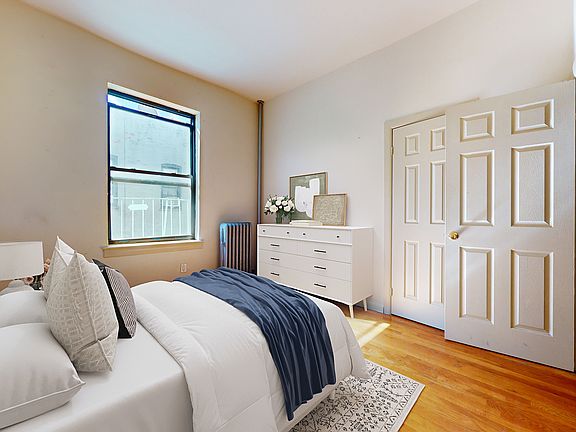 3rd image of 622 W 137th St #52