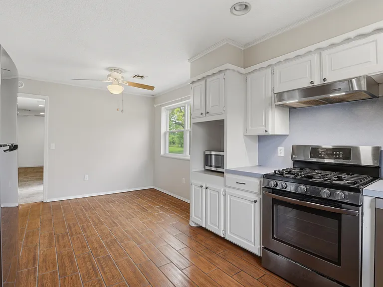 15 Preston Cir — Photo 7