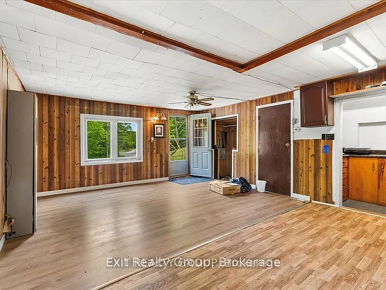 330 Black River Rd #B — Photo 4