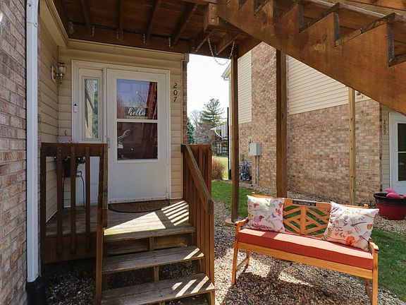2nd image of 903 N Linden St APT 207