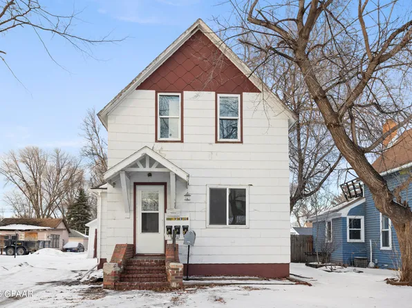 1118 4th Ave N, Grand Forks, ND 58203