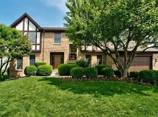 226 Sunset Ridge Rd, Willowbrook, IL 60527