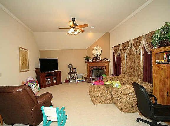 2nd image of 16140 E 76th Ct N