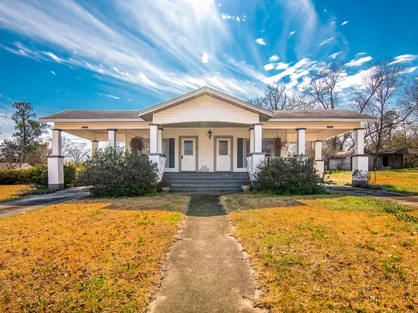 1111 W 6th St, Prentiss, MS 39474