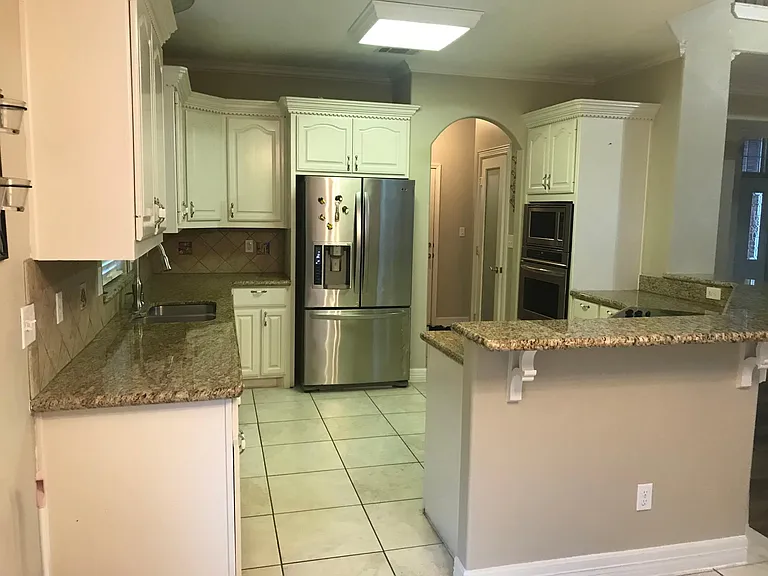 630 Winchester Dr — Photo 5