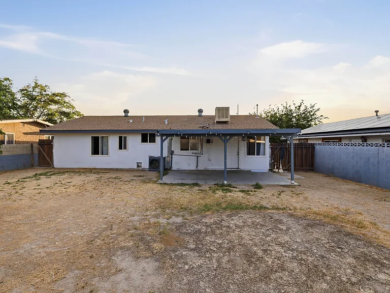 38466 Sumac Ave — Photo 21
