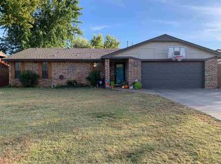 511 Wheatridge Dr, Woodward, OK 73801