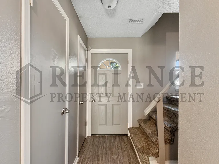 1526 E Fortuna St — Photo 7