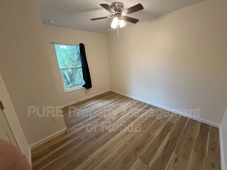 11330 NE 66th Ln — Photo 29