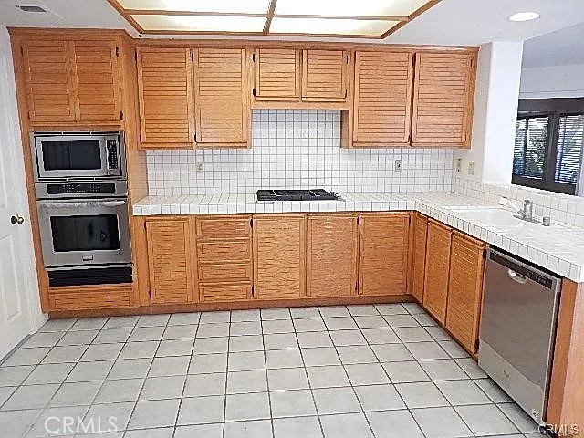 13311 Saratoga Dr — Photo 37