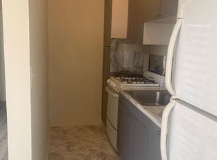 6N077 May Ln, St Charles, IL