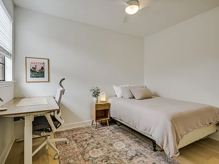8601 Cima Oak Ln #A — Photo 16