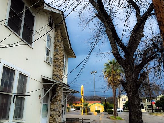 2nd image of 108 And 110 Ira Ave