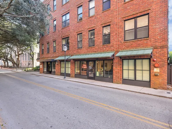 21 George St APT 111, Charleston, SC 29401