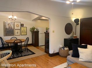 3229 N Oakland Ave #7342051, Milwaukee, WI 53211