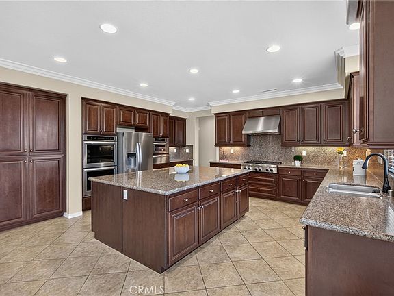 3rd image of 29034 Shorecliff Cir