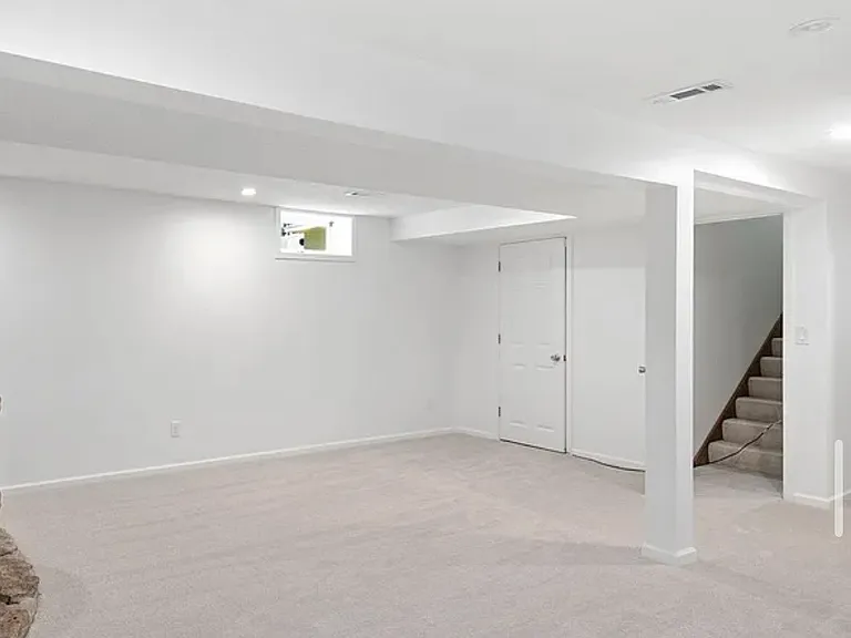 15524 Larch St NW — Photo 5