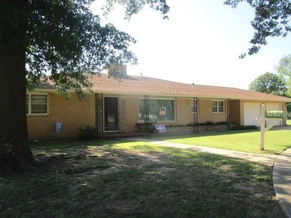 704 S Market St, Caldwell, KS 67022