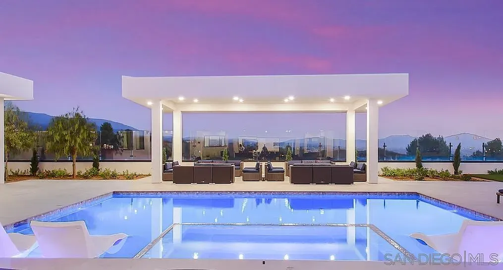 7 bed, 5.5 bath, 4300 sqft, $29,995 — Photo 3