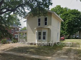 416 1/2 S Locust St, Janesville, WI 53548