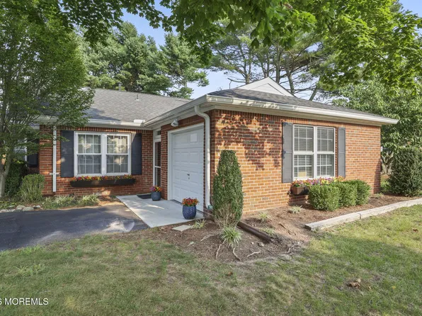 24 Magnolia Drive, Spring Lake, NJ 07762