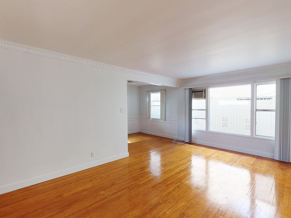 1st image of 1042 S Sherbourne Dr #3