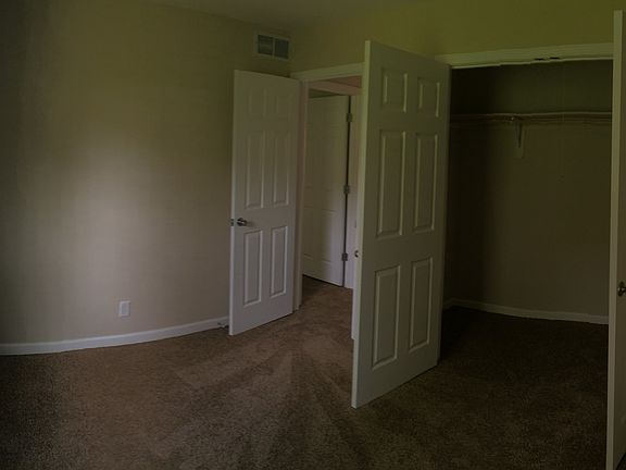 5th image of 2727 Maurice Dr