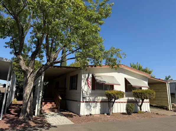 415 N Akers Street #48, Visalia, CA 93291