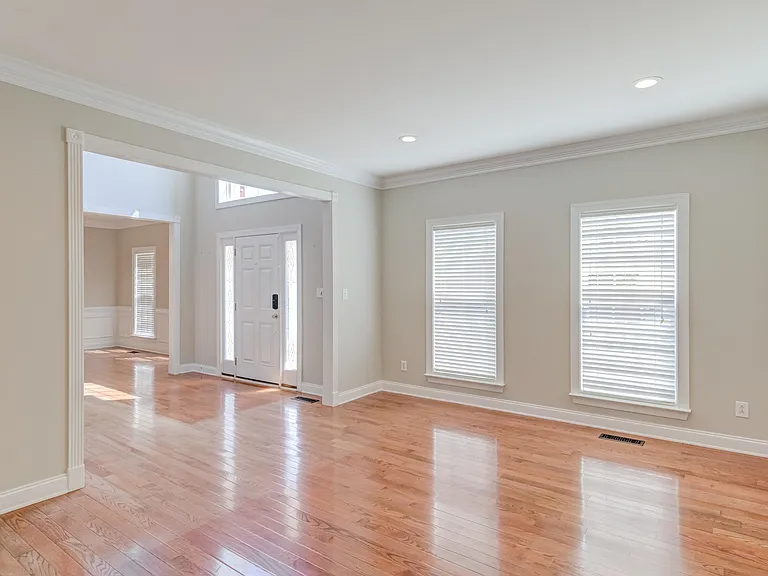 2041 Jadewood Dr — Photo 13
