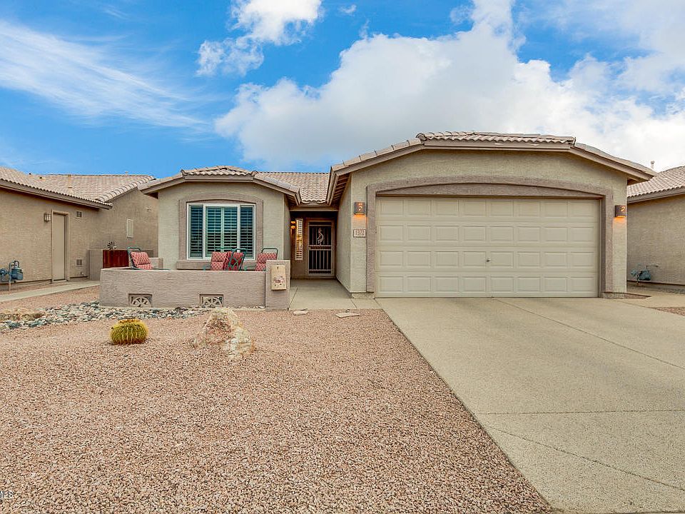 1st image of 1372 E Cherry Hills Dr