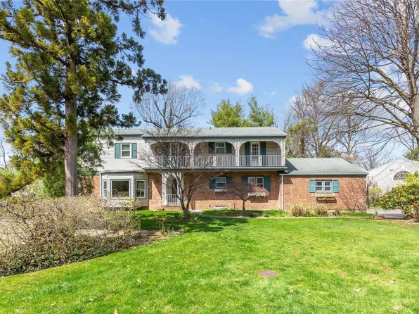 3 West Woods Road, Great Neck, NY 11020