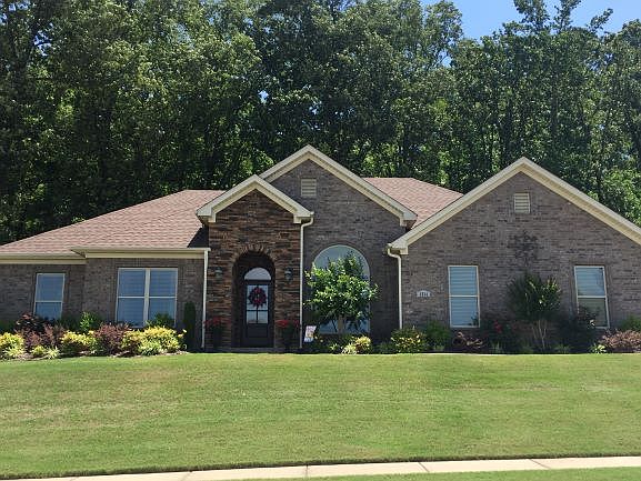 1st image of 3732 Grand Oaks Dr