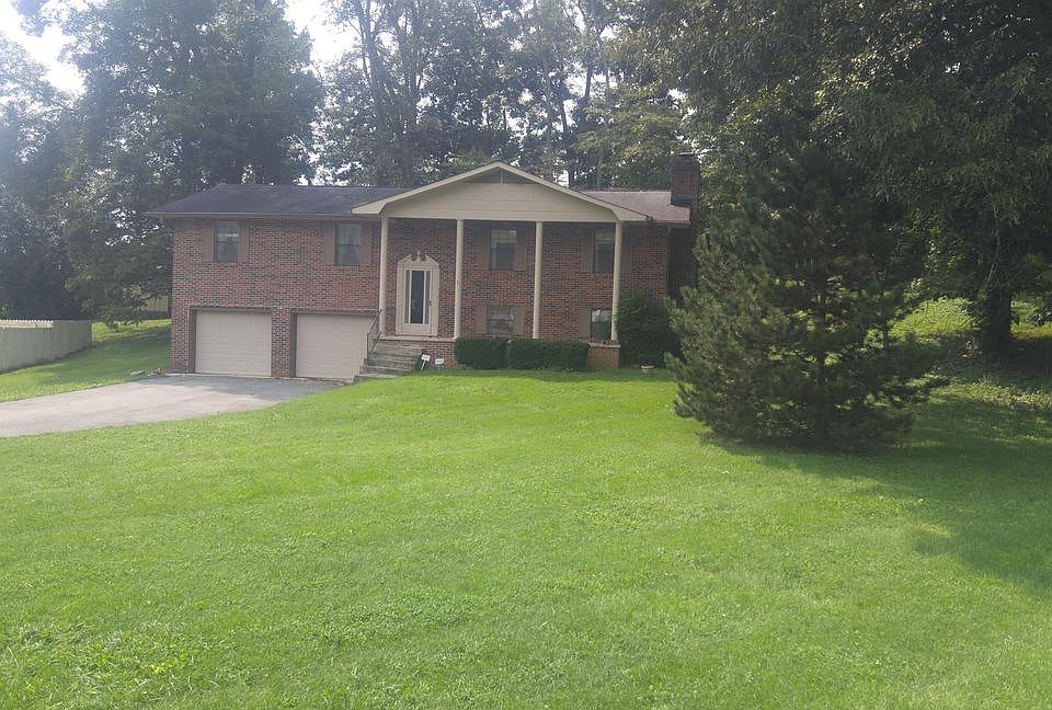 1st image of 633 Woodland Dr