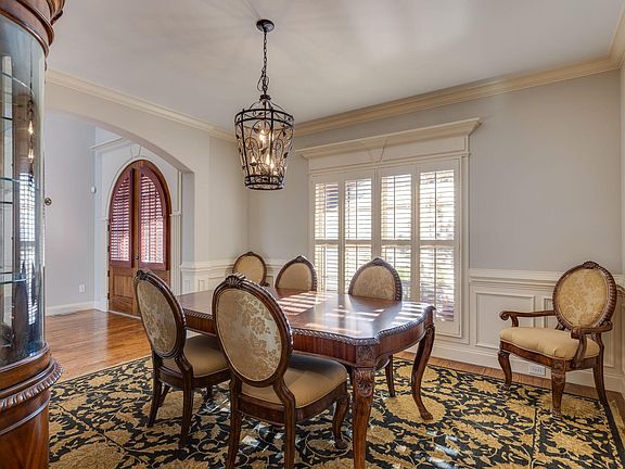 5th image of 3004 Melville Ct