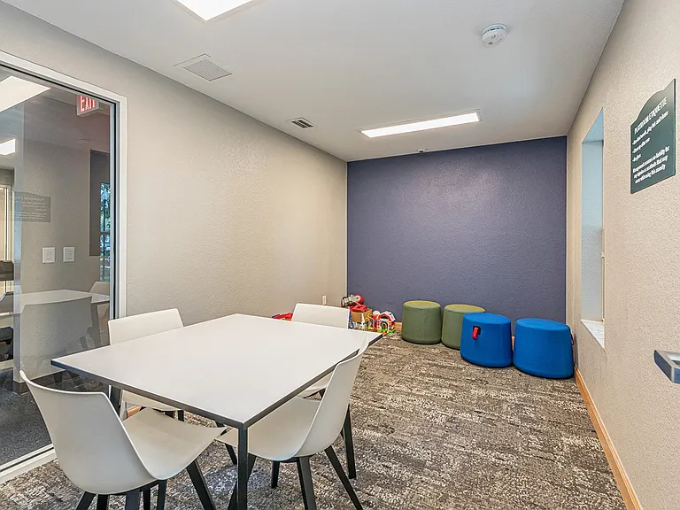 Enclave at Pine Oaks — Photo 10