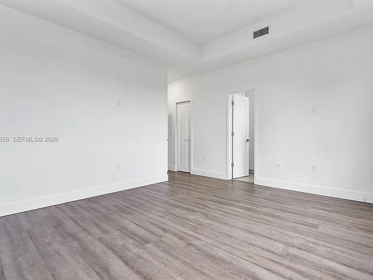 440 E 16th St #436 — Photo 37