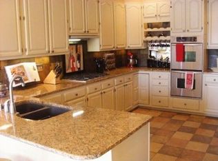 7310 Swansea Ln, Cornelius, NC 28031