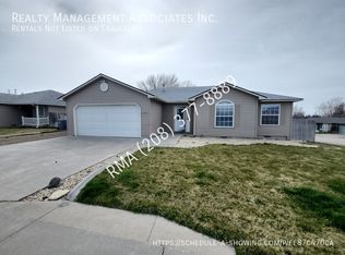 1225 E 19 N, Mountain Home, ID 83647